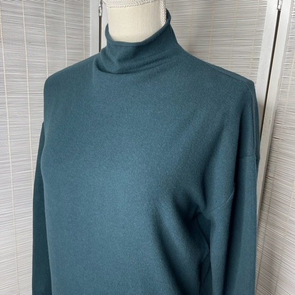 Vince Funnel Neck Teal Sweater Size S Thin Knit Cotton Blend - Picture 2 of 8